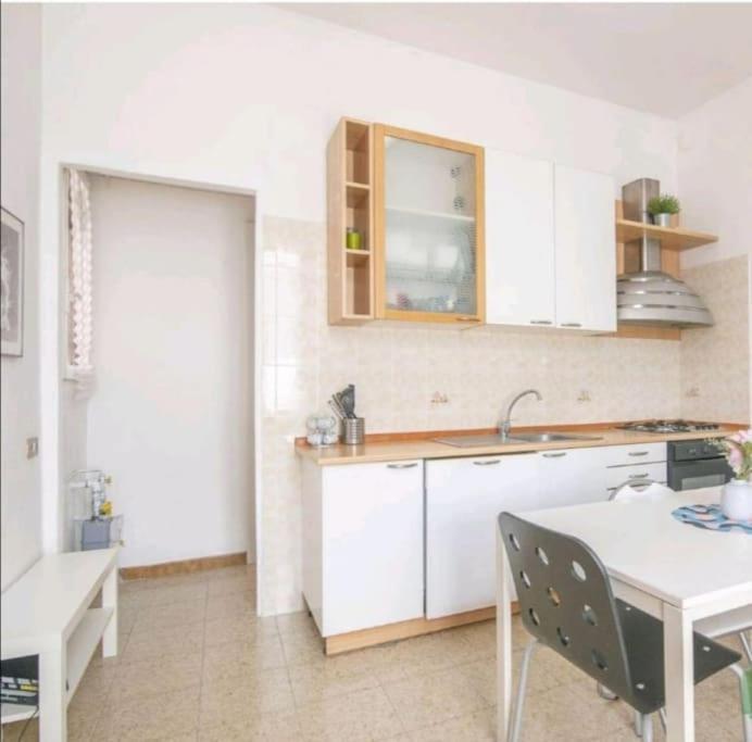 2 Bedrooms Apartment Near Metro M1 Marelli 17Min From Duomo Sesto San Giovanni Buitenkant foto